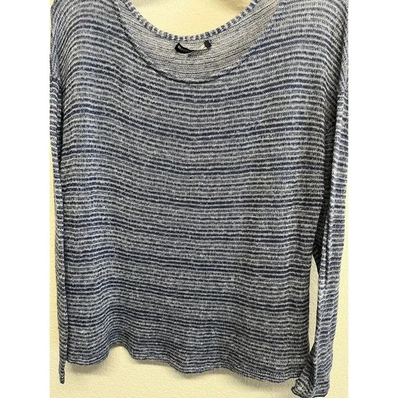 Brandy Melville Blue Stripe Wool Blend Long Sleeve Sweater Womens One Size - Picture 4 of 8